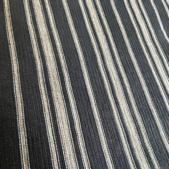 Frye Striped Navy Blue Comforter Queen Quilt 90" x 100" - Picture 7 of 9